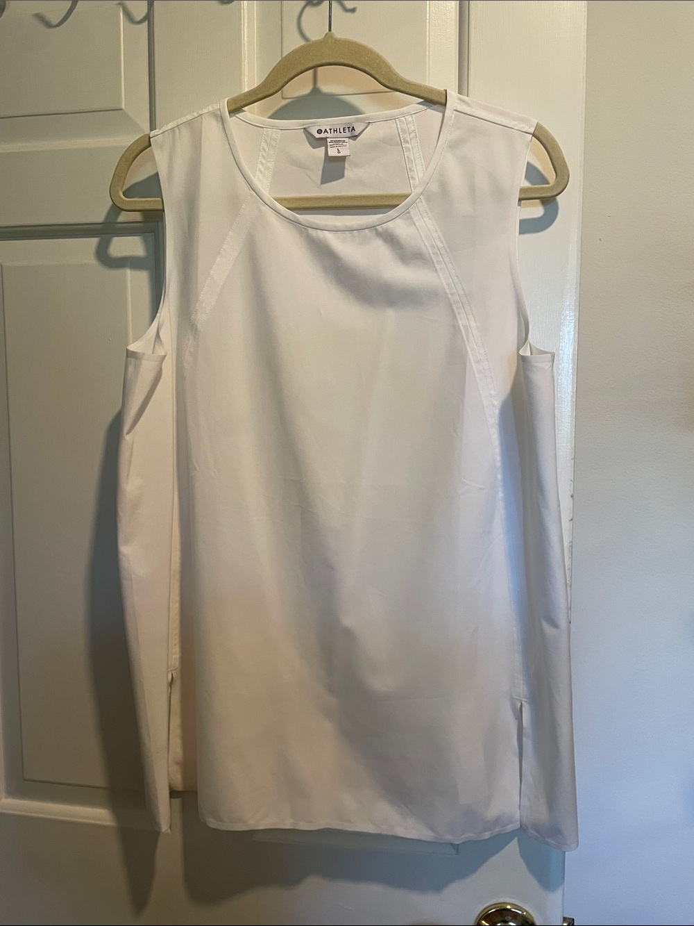 Athleta White Sleeveless Active Tunic Top